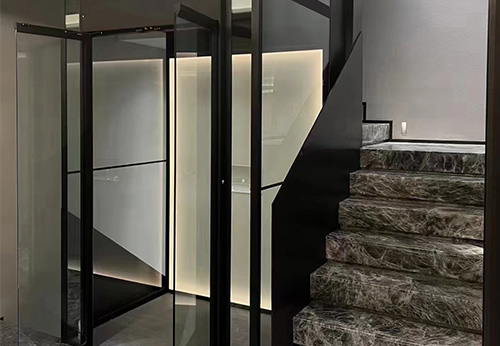 安装家用电梯是现代家居的理想选择